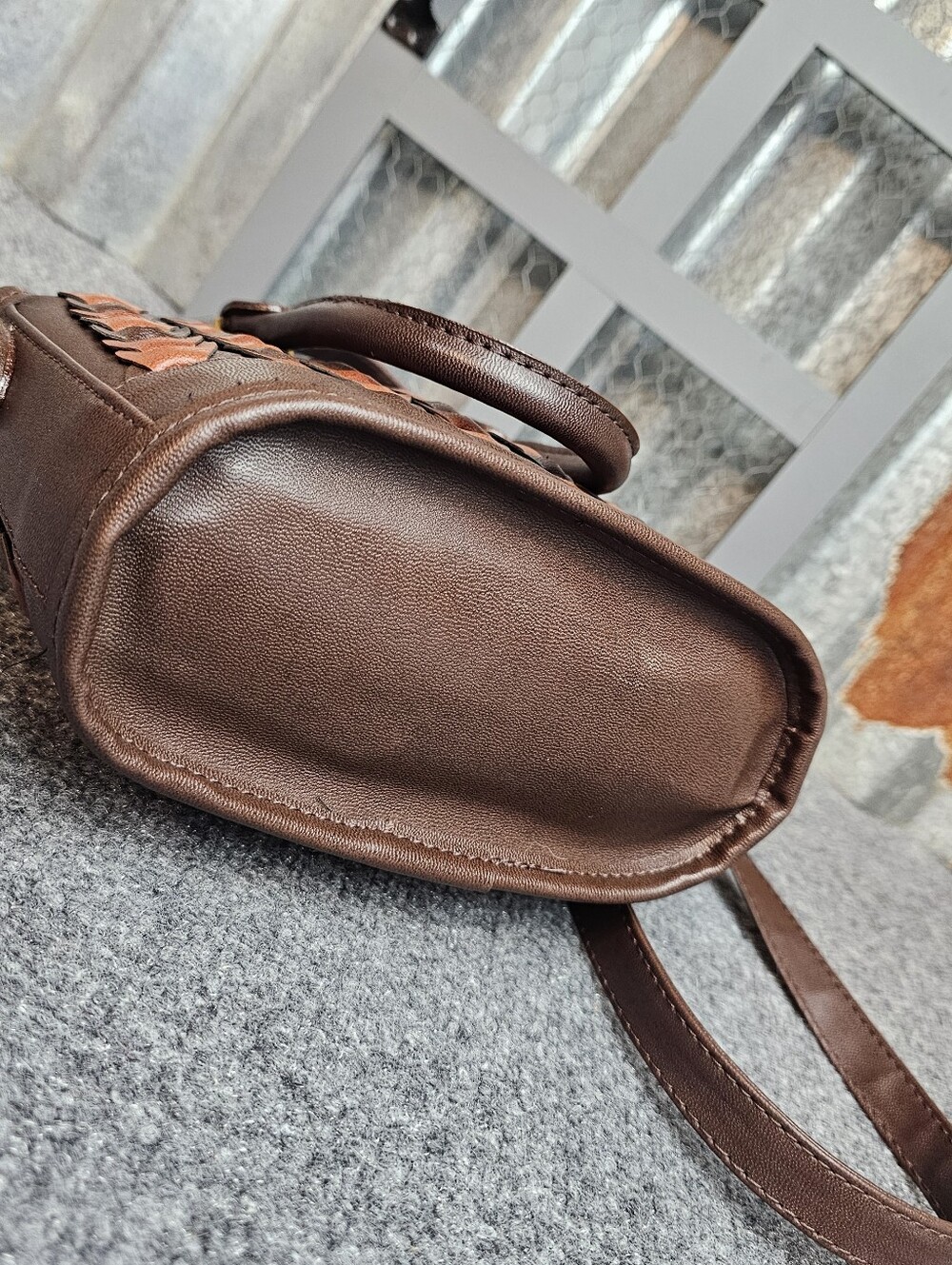 Vintage-Vibe| Woven Faux Leather|Dome Bag| Multi Brown Two-Way Convertible Purse - Picture 6 of 8